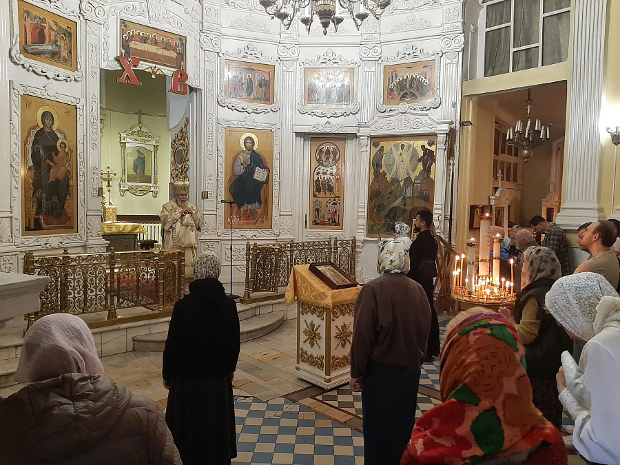 Архиерейское богослужение в Преображенском кафедральном соборе Балашихи
